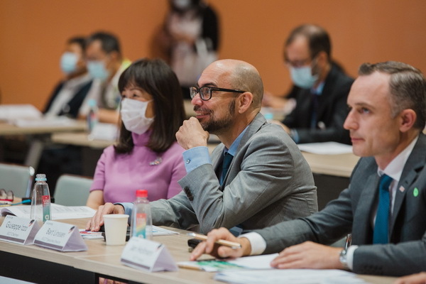 Low Carbon City Conference seeks sustainable solutions to economic development.