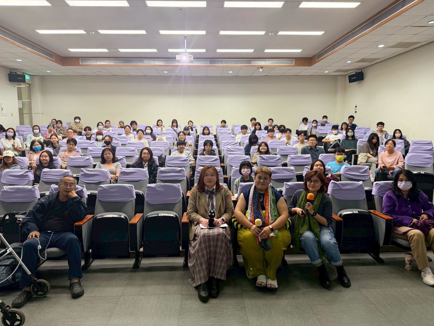 April 20 is Gender Equality Education Day. The 12th “Tainan Pink Dot” series of events has officially launched today, serving as a warm-up for the market, short talks, and stage performances on May 17.
