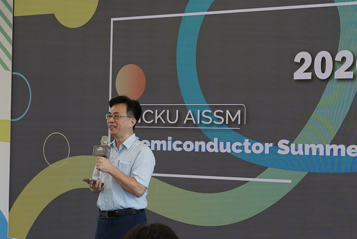 Associate Vice President for International Affairs Ching-Lung Yang