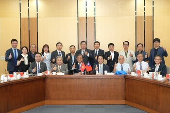 Vietnam’s Can Tho University visits NCKU to promote cooperation in semiconductor and biomedicine